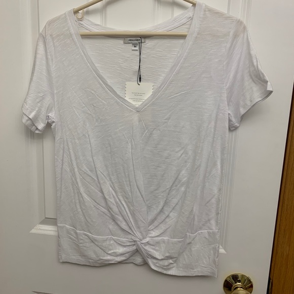 Stella & Dot T-Shirt - Picture 1 of 4